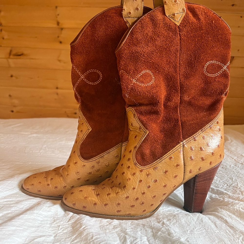 Women’s Brown Leather & Suede Cowgirl Boots, size 7.